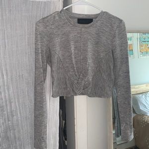 Long sleeve crop top